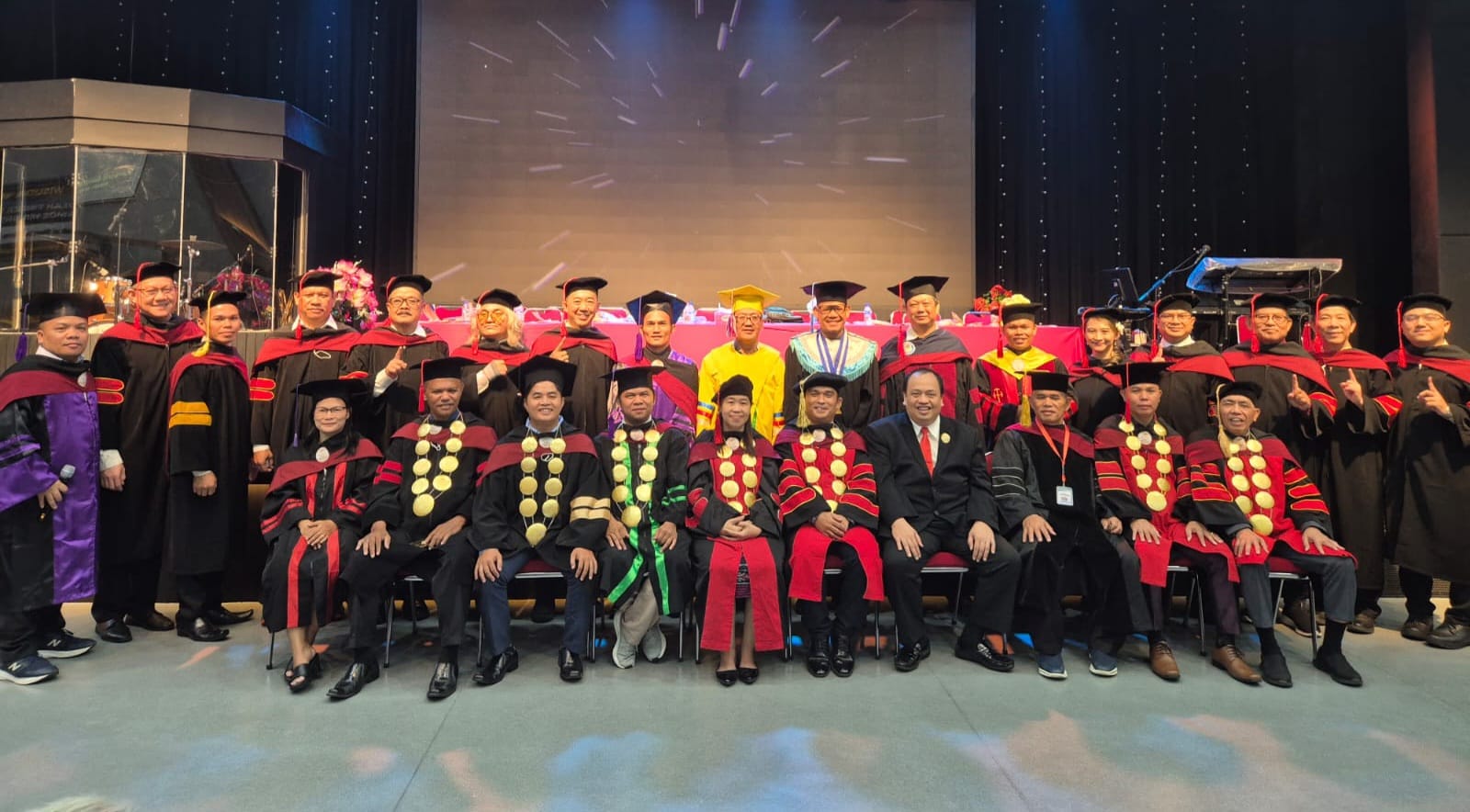 WISUDA
